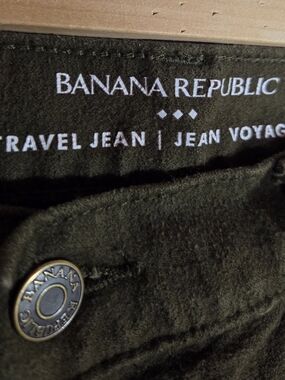 Banana Republic Slim Travel Jeans in Dark Olive Green. Stretchy And Soft
